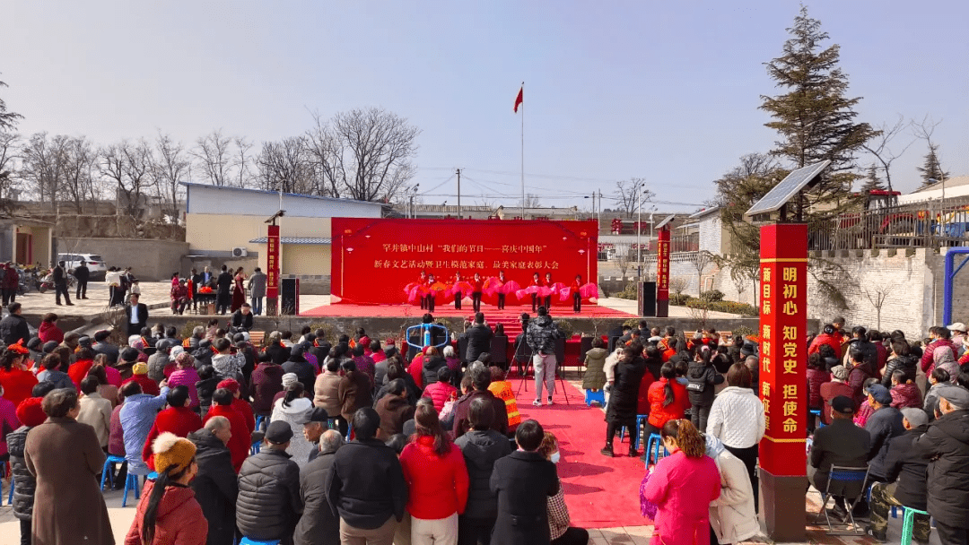 蒲城县元宵佳节群众文化活动精彩纷呈_锣鼓队_社区_社火