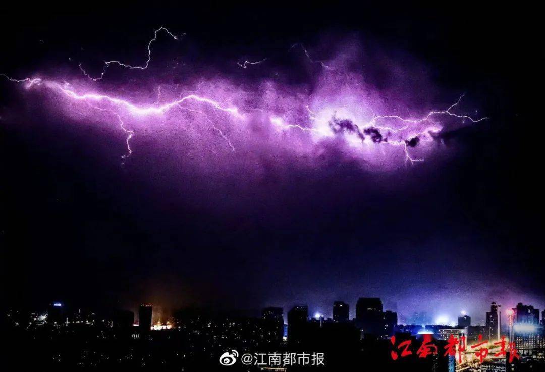 雷雨逐渐频繁有明显降温局地最高温不到10℃