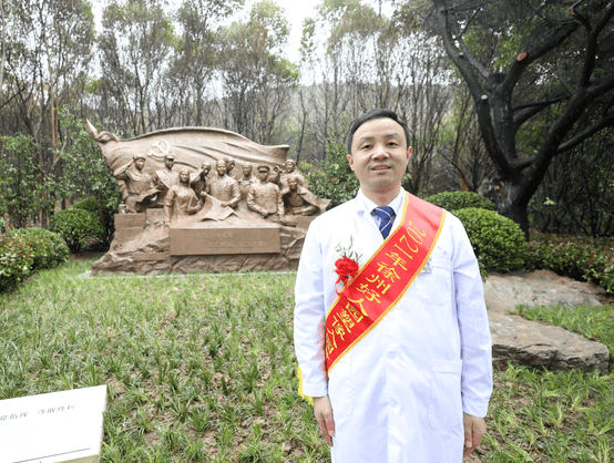 学雷锋江苏省岗位学雷锋标兵杜永亮把崇高理想信念转化为具体行动