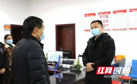 李成刚 鲜纪龙)3月22日上午,桃江县委副书记,县长周登高到桃花江镇株