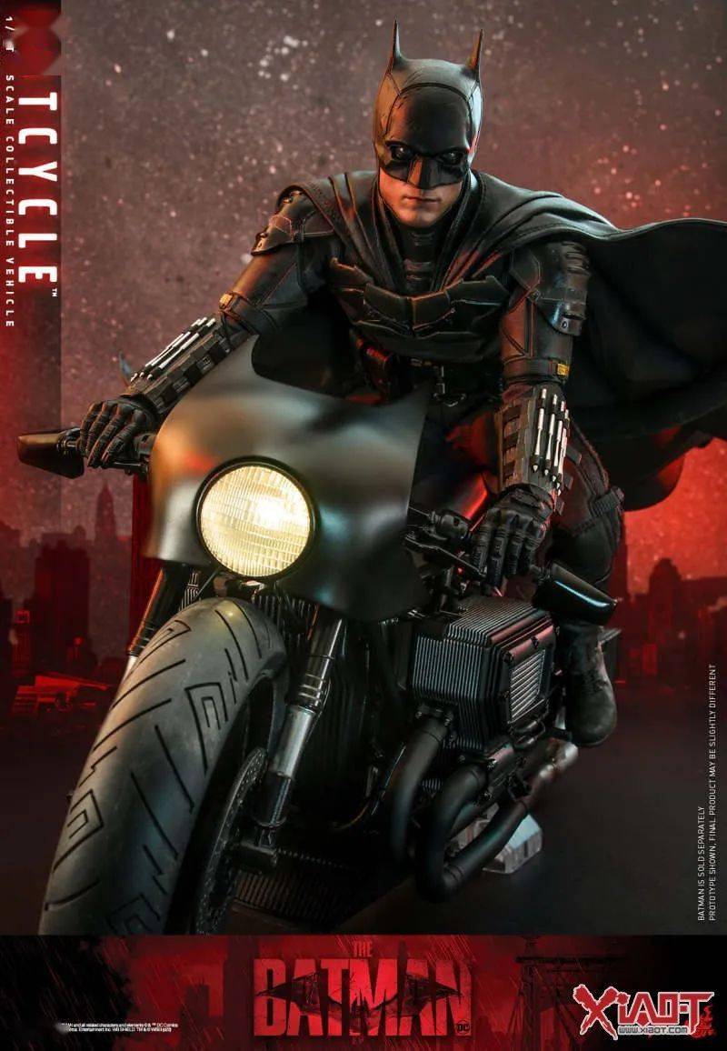 hottoys蝙蝠侠蝙蝠摩托车batcycle16比例收藏载具