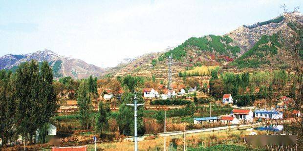 博山区博山镇刘家台村走在罗圈村久历风雨的石板小路上,远离了城市