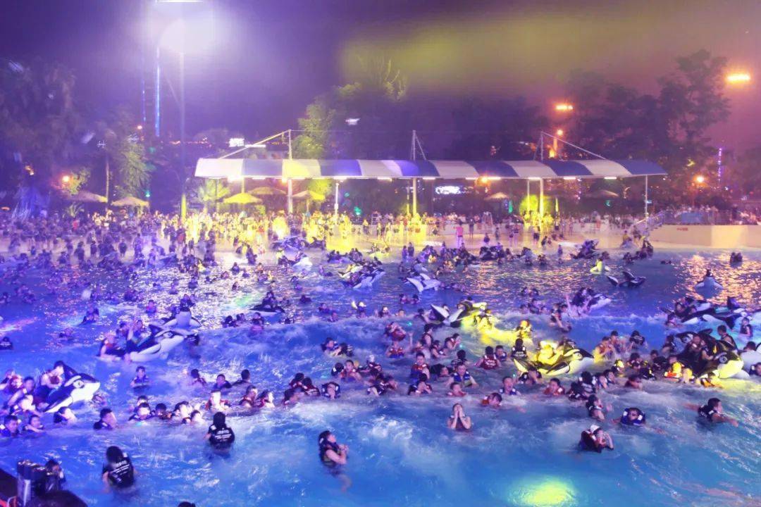 限量抢购7月3日起酒城乐园水上世界夜场开启99元通耍
