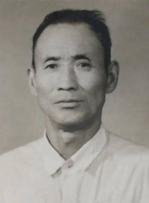老红军叶富轩我是河南省舞阳县人.