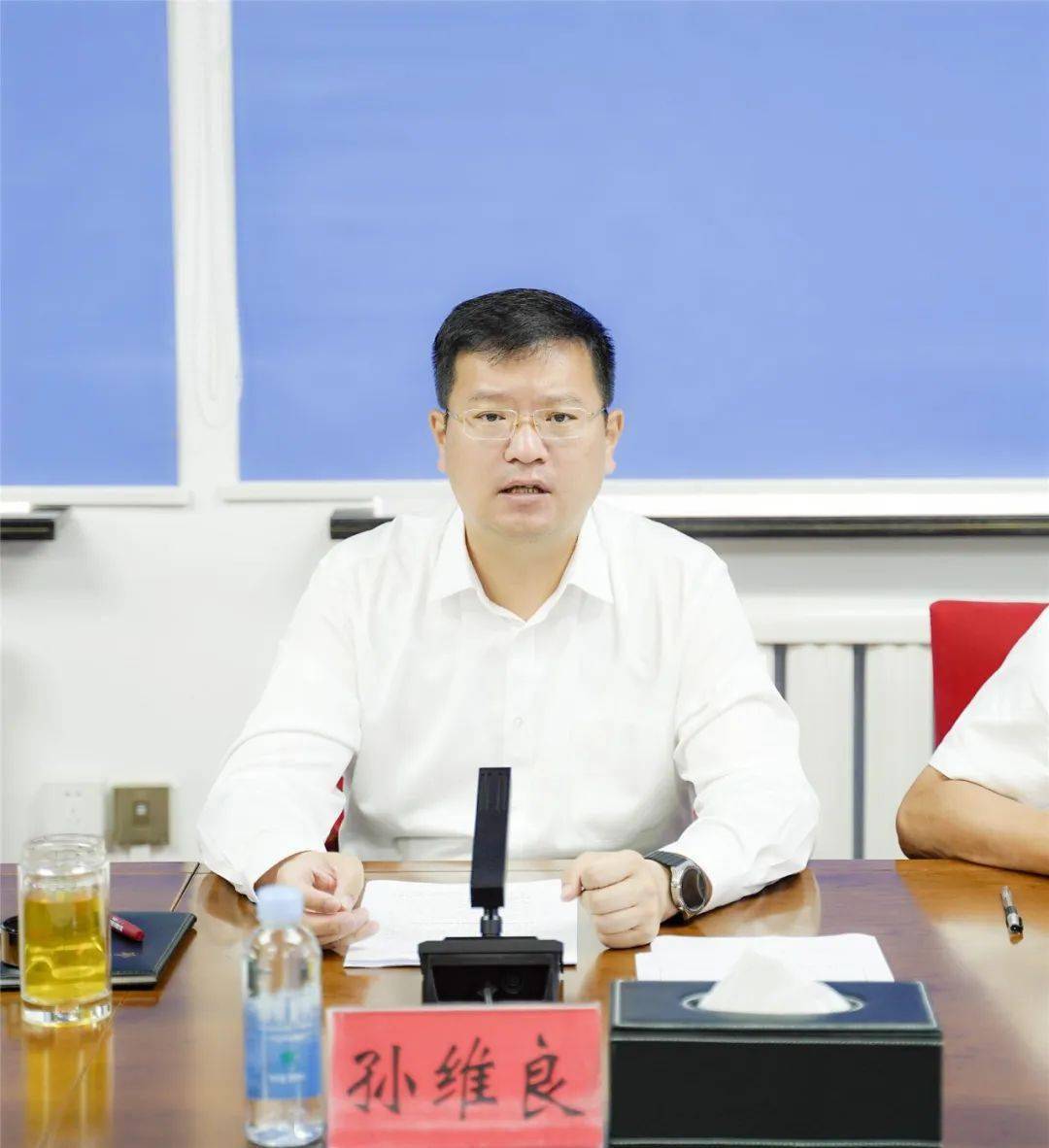 县领导杨丽华,袁宏军,聂严,班兆龙,康大伟,赵国海,徐伟东,张义仓,苏鑫