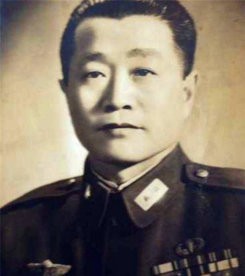 杜聿明_卫立煌_东北