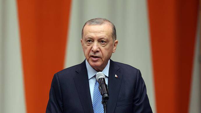 土耳其总统埃尔多安称，普京近期向其透露愿尽快结束俄乌冲突
