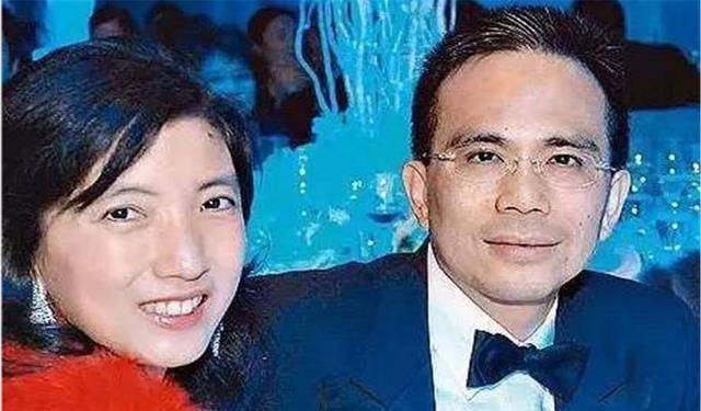 连生三个女儿,丈夫身价千亿,为求儿子不惜改名_李泽钜_王富信_王俪桥