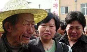 警界"女包公"任长霞:恶人太嚣张闯警局挑衅,她一拍