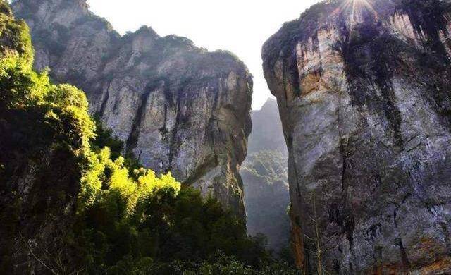 浙江一年收入百亿景区，曾是一座火山，如今已变成世界地质公园！