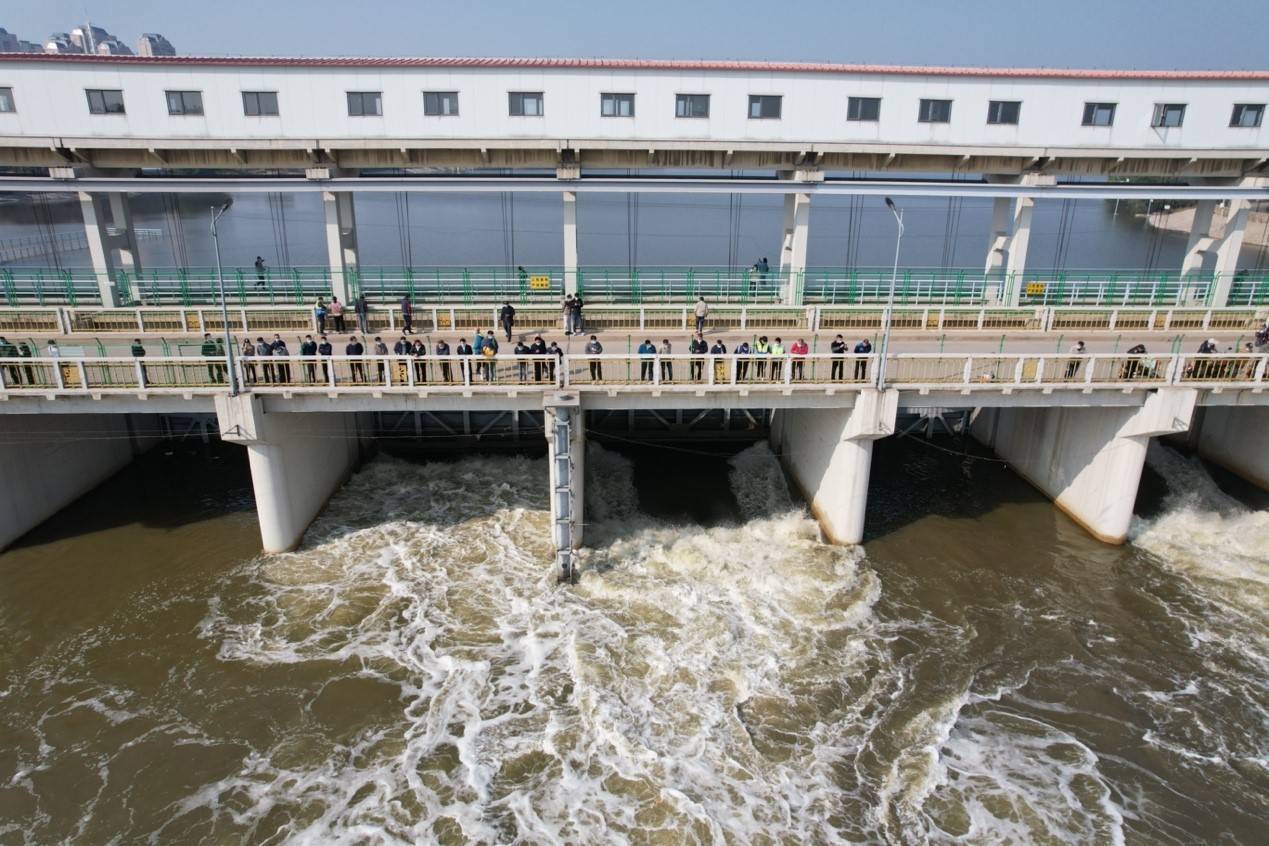 江河奔腾看中国丨永定河全线再次通水,力求重现冬季冰雪景象_调度