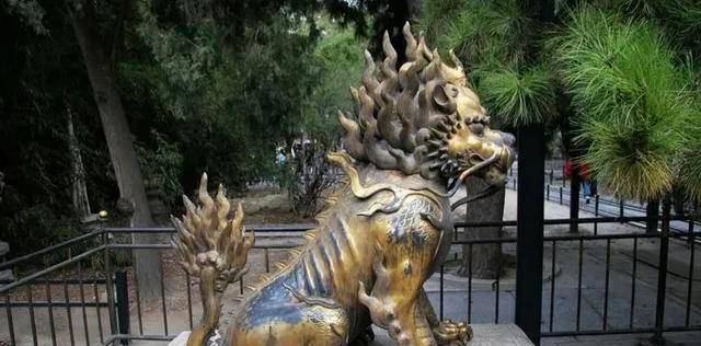 獬豸文化是怎么样的,为什么会常出现法院门口呢?_象征_形象_法律