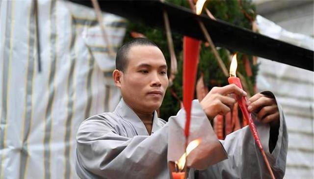 30位高材生在云海寺出家，平均年龄仅29岁，网友：炒作！