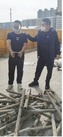 上海借卵公司（大庆：外卖小哥“加班”偷材料被抓）