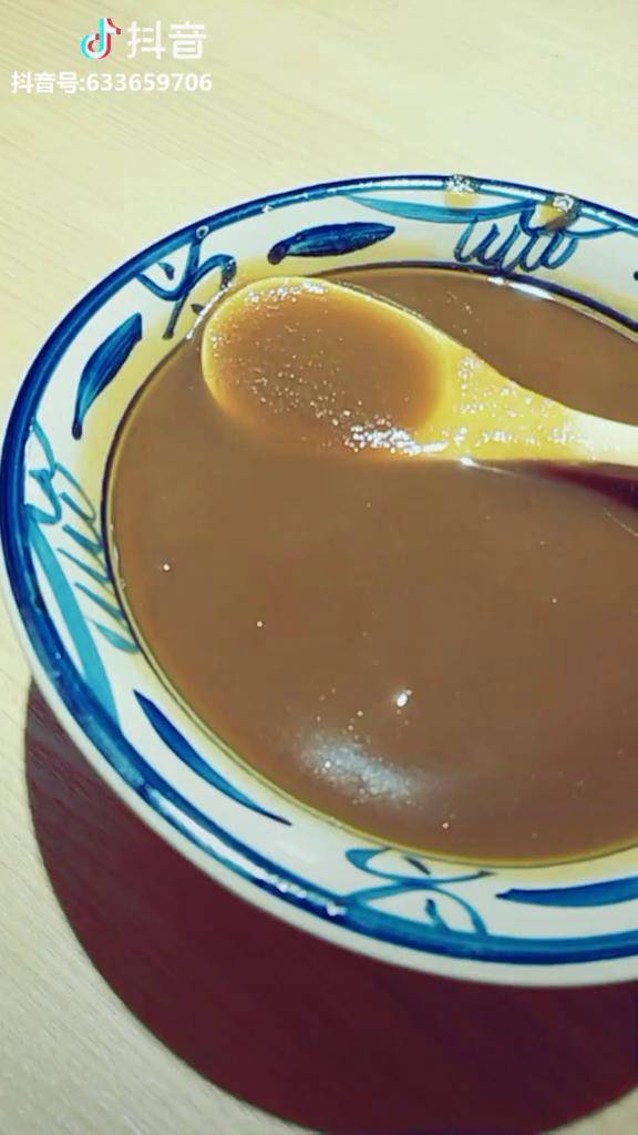 早餐吃个老陕的枣沫糊,沙沙的口感,枣的香甜味棒棒哒