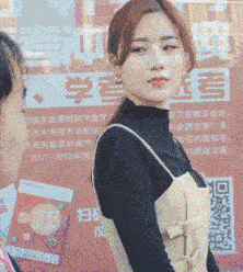 原创
爆笑推荐:昨天到饭馆吃饭,中途进来一个妹子