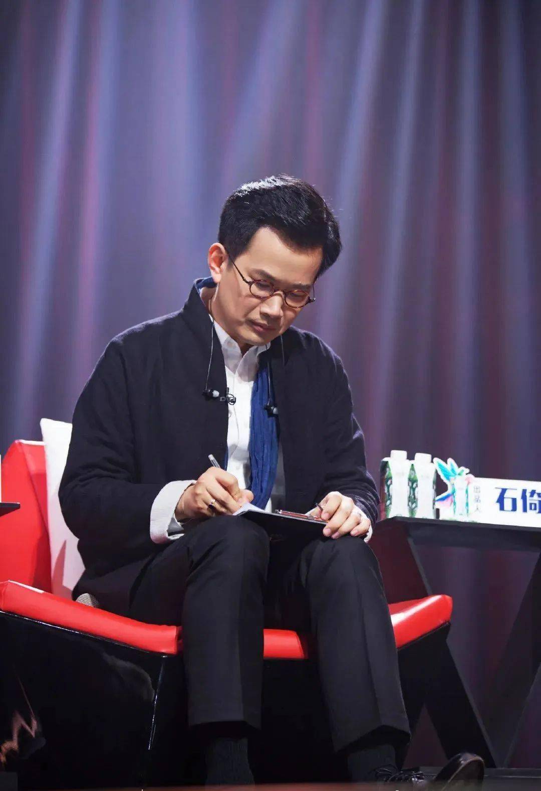 ��λ�������������������ڡ��Ļ��˸質��حʯ�н༴������...