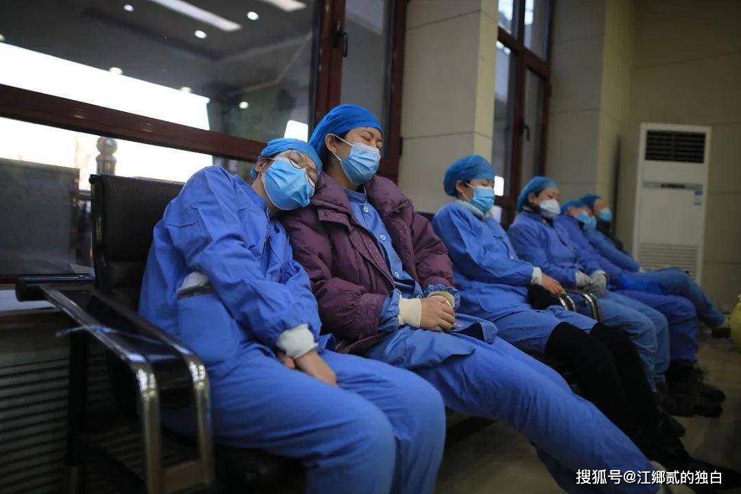 原创呼和浩特通报女子坠亡事件，多个细节让人沉默，敲响了警钟