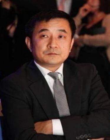 经过一系列的操作之后,王永红的房地产公司成功上市