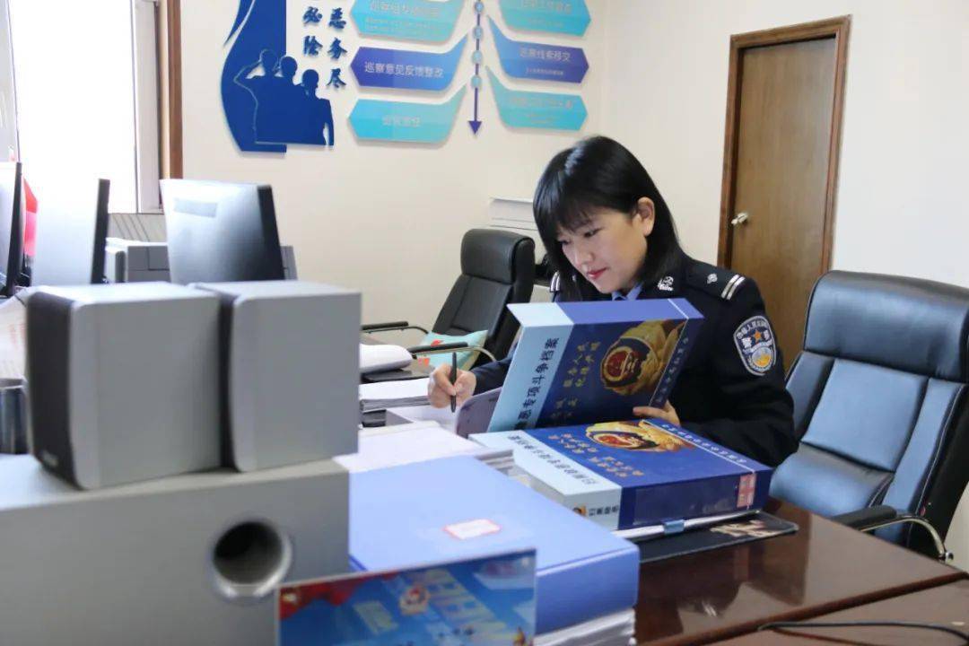 蔺娜:铿锵警花 芳华绽放_工作_东胜区_案件