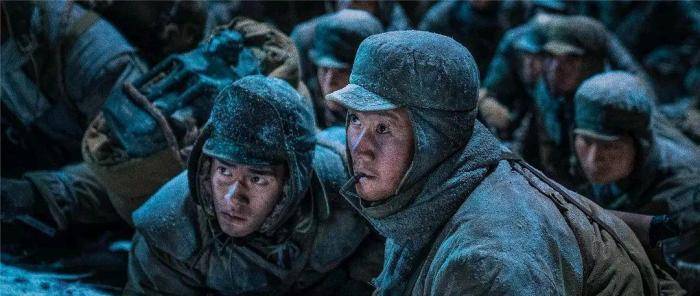《长津湖》实时票房56.83亿!还差1000万破纪录需要用?