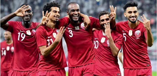 世界杯：卡塔尔VS塞内加尔；卡塔尔士气崩溃！塞内加尔志在必得第二轮