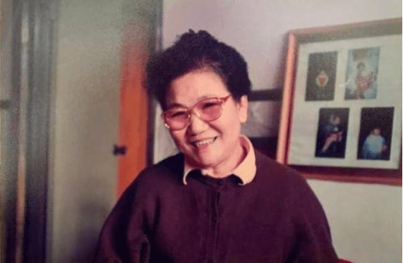 赵丽蓉二婚嫁给小叔子，深夜痛哭恳求安泰死，背后不为人知的遗憾