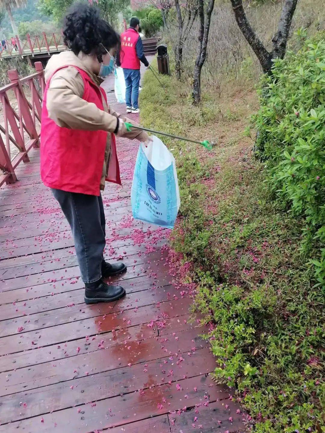 以司法之力 护水域之美