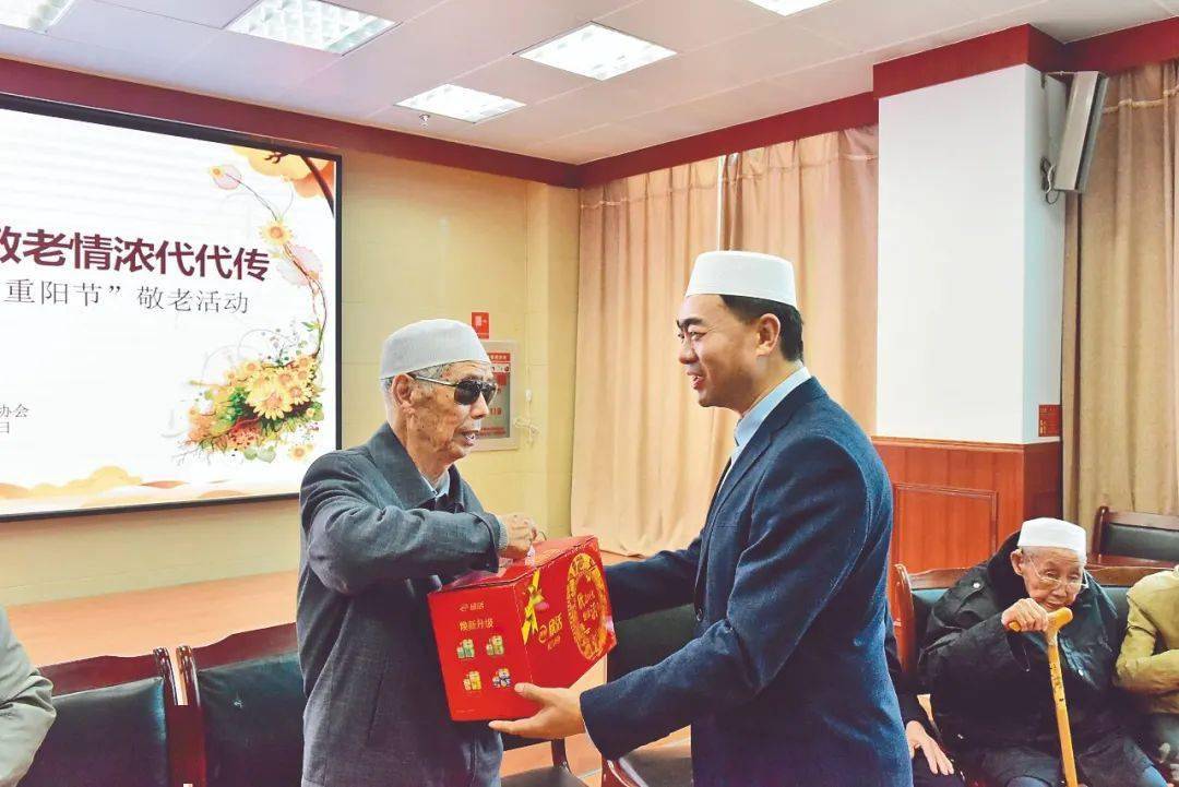 代表委员风采 | 全国政协委员、云南省伊斯兰教协会副会长代俊峰：把“民意账单”变成“履职清单”