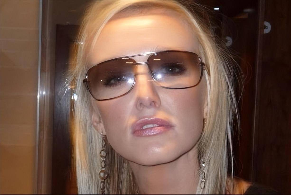 Ӣ��Ů�߹ټұ��ɷ�20�꣬���ڵ�����й�������㣡���ڱ� ...