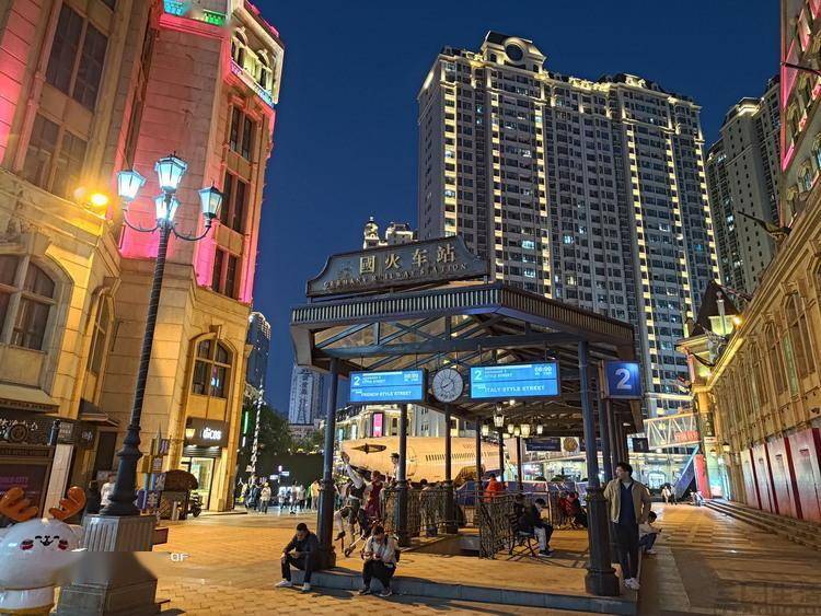 ��ѶROG��Ϸ�ֻ�7 Pro���⣺��ֹӲ�ˡ�������������