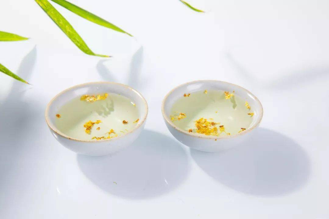 70首诗词中的“桂花”，香满整个秋天