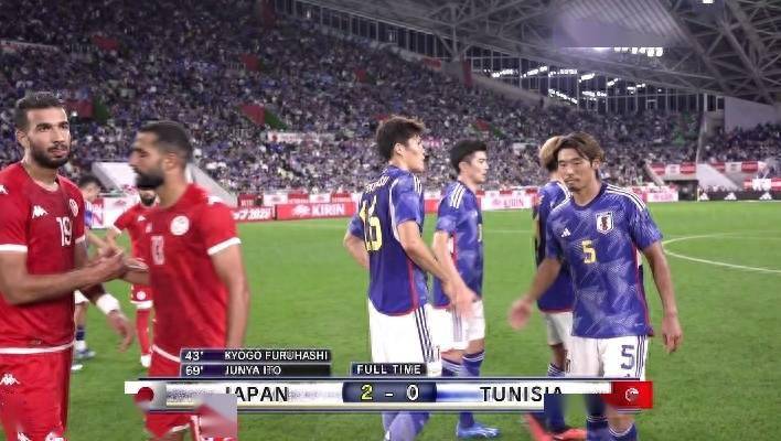 亚洲这2队又踢疯了：日本2-0完全碾压突尼斯！韩国队6-0大胜越南