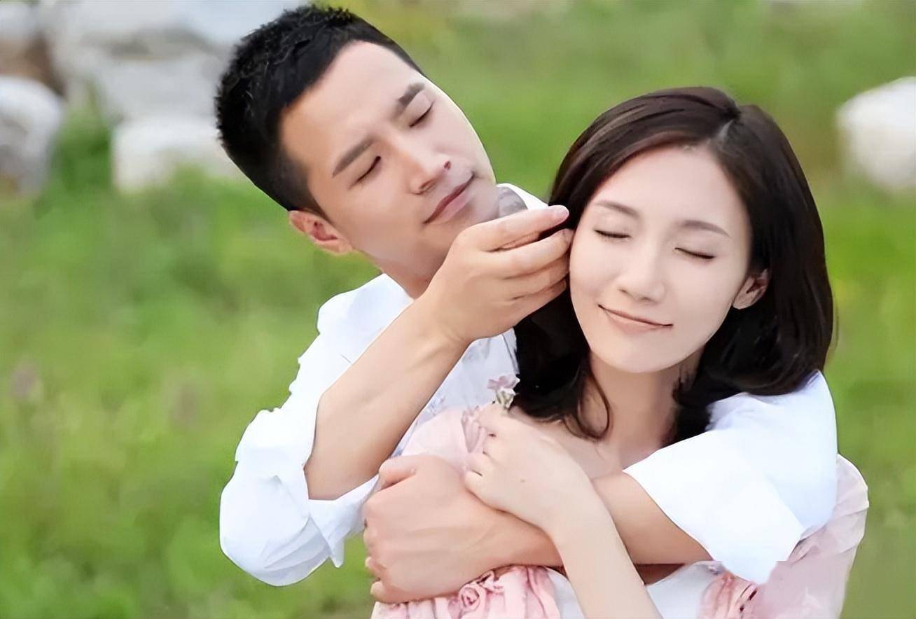 他上过春晚，爱过富婆，跟于正关系“暧昧”，如今48岁结婚了吗？