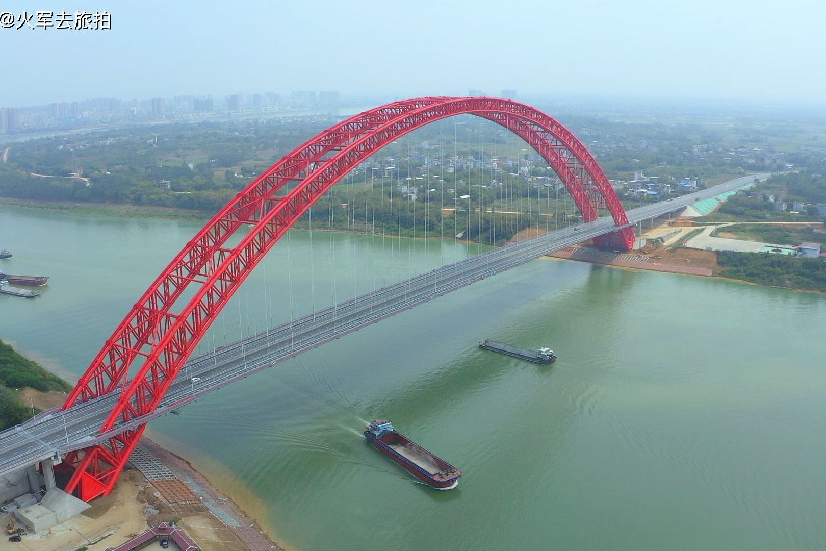 航拍世界最大跨径拱桥平南三桥广西贵港市平南县人民的骄傲