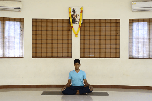 传统krishnamacharya瑜伽60分钟展示