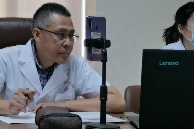北京崇文门中医医院李兰群男性下面长了小疙瘩体虚腰疼射精少