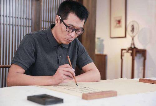 恪守传统——名人书法家宋春潮作品赏析