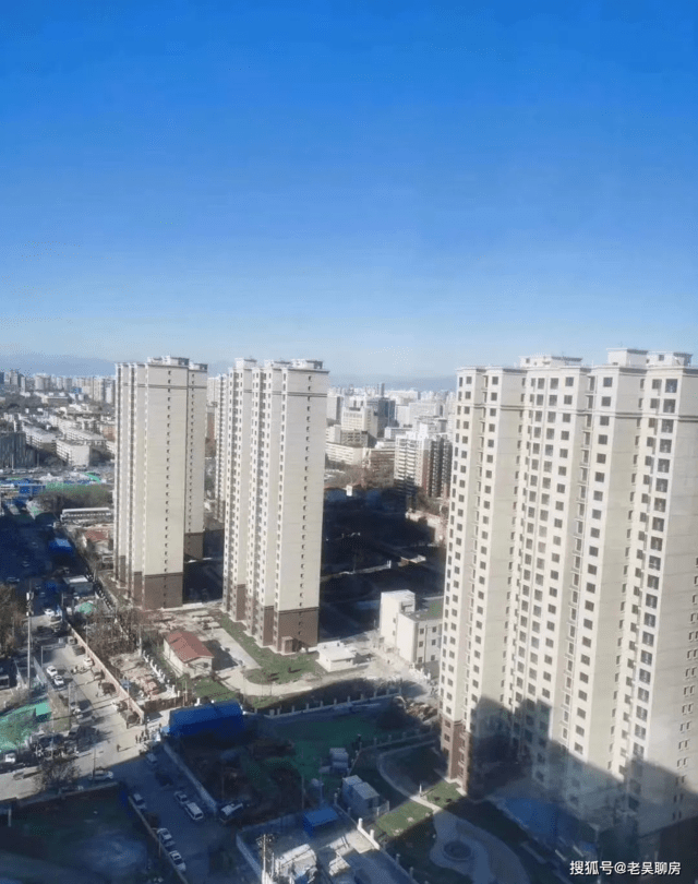 《丽新嘉园小区》西二环菜户营安置房
