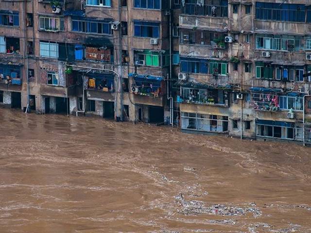 重慶暴雨連下20 小時官方「溫提」洪水可達4 樓高