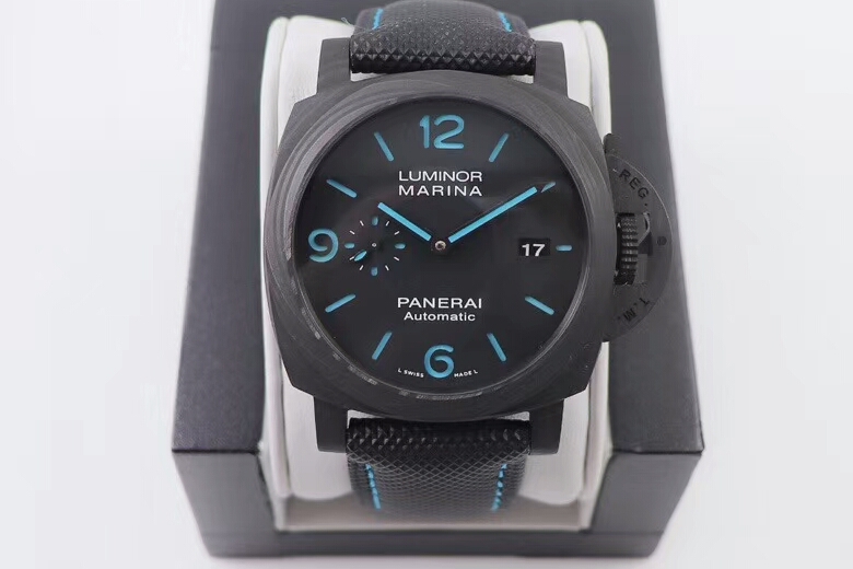 vs沛纳海1661 碳纤维表壳 2020年新品评测