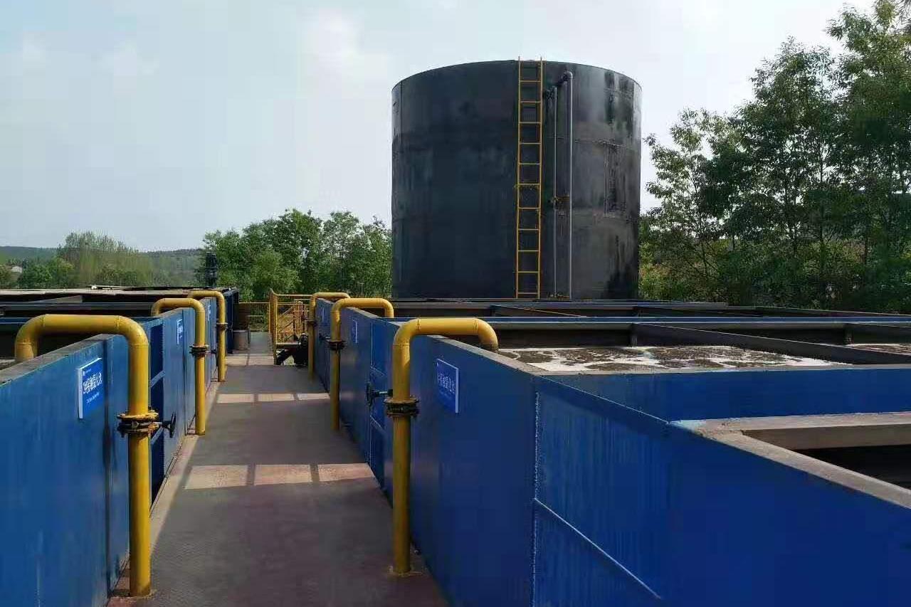 厂庆国庆送温暖 民政爱民聚人心