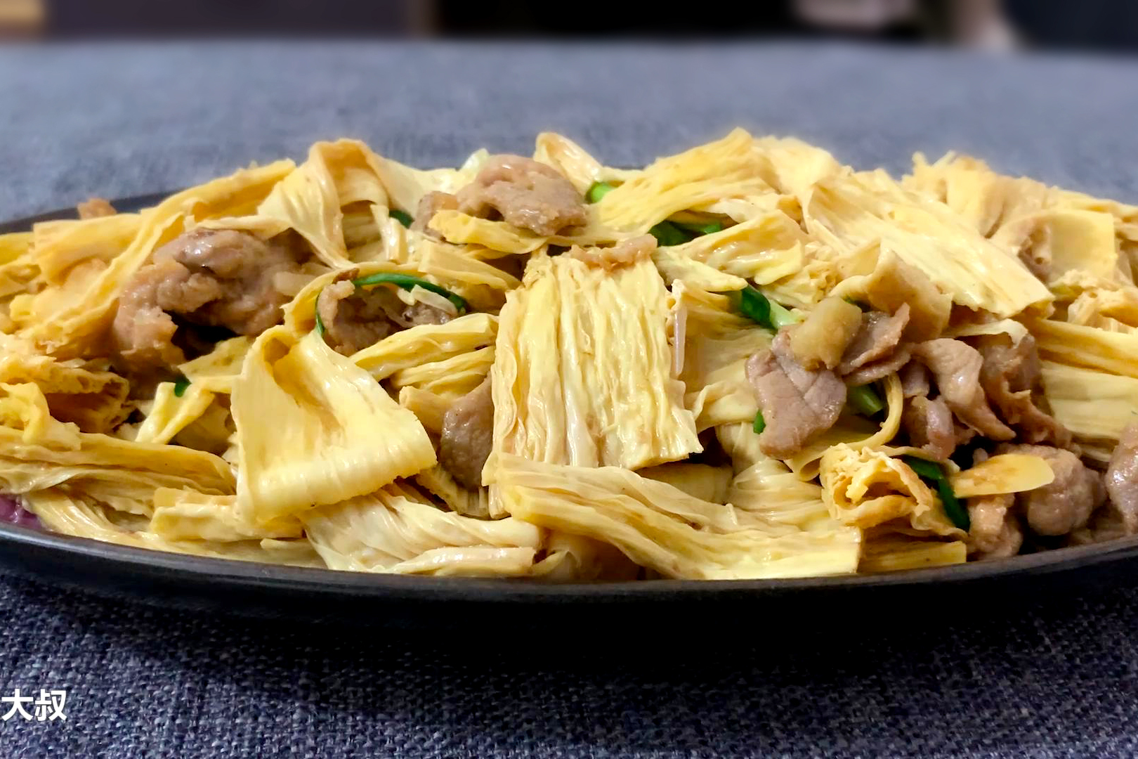 腐竹炒肉片腐竹香肉片嫩简简单单好下饭