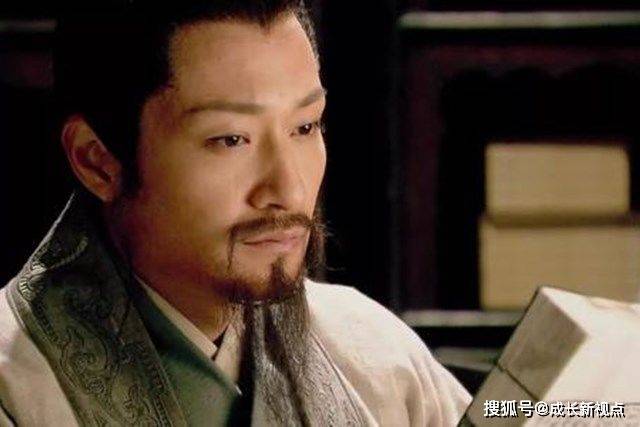 他是智慧的化身，忠义的楷模，梁山军师吴用的性格特点分析