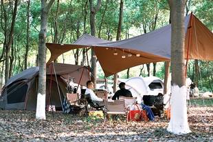 年轻人社交需求增加 “微度假”接着火