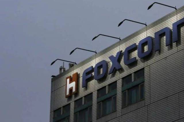 富士康怎么了？预计全球一成iPhone生产受影响