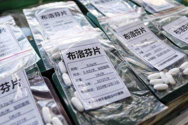 返乡高峰在即 不少农村退烧药仍断货