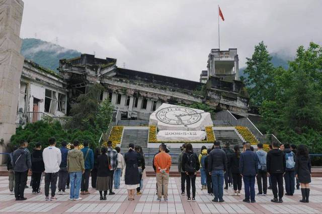 汶川地震十五年：缅怀逝者 向上生长