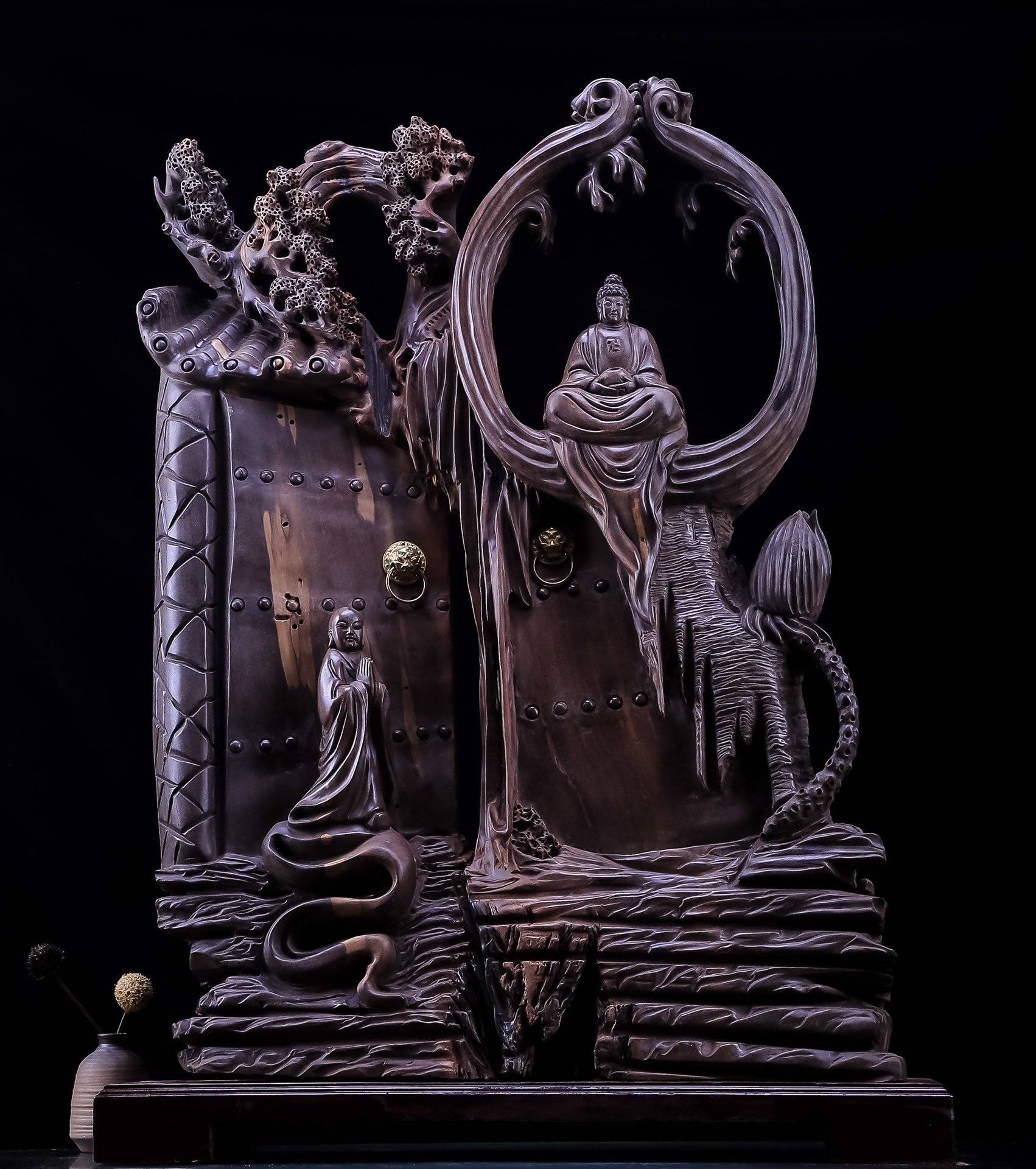 世间多烦恼莫如念菩提红椿木雕欣赏求佛一花一世界