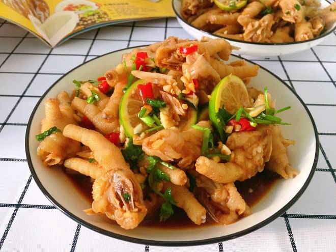 酸辣柠檬鸡爪名门泽佳冰凉脆爽的看剧零食一口一口停不下